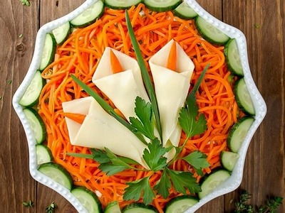 Слоёный салат «Каллы» с ветчиной и морковью