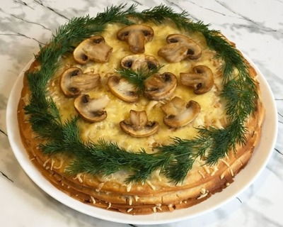 Блинный торт с грибами и сыром — рецепт