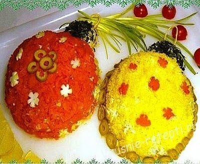 Салат «Разноцветные шары» с печенью трески