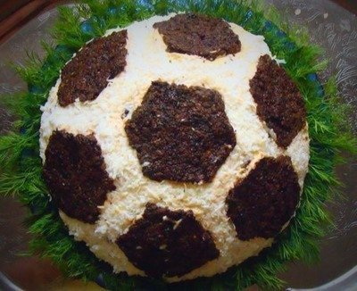 Как сделать салат «Футбольный мяч» — рекомендации