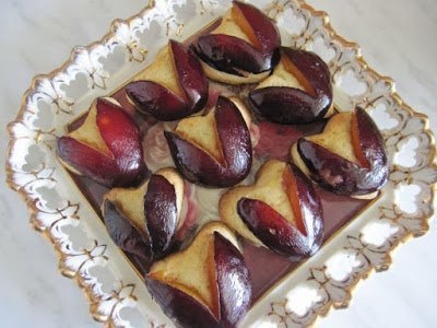 Печенье «Тёмные сердечки» со сливами