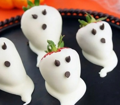 Клубничные «Привидения»- десерт на Хэллоуин